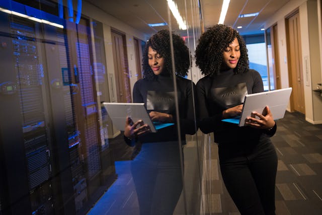 Tech & SaaS